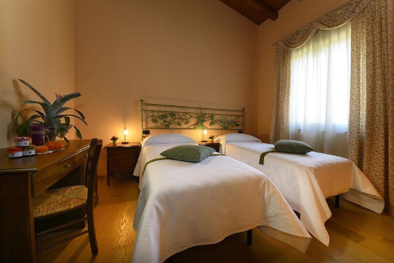 Agriturismo Bacche Di Bosco Verona Exterior photo