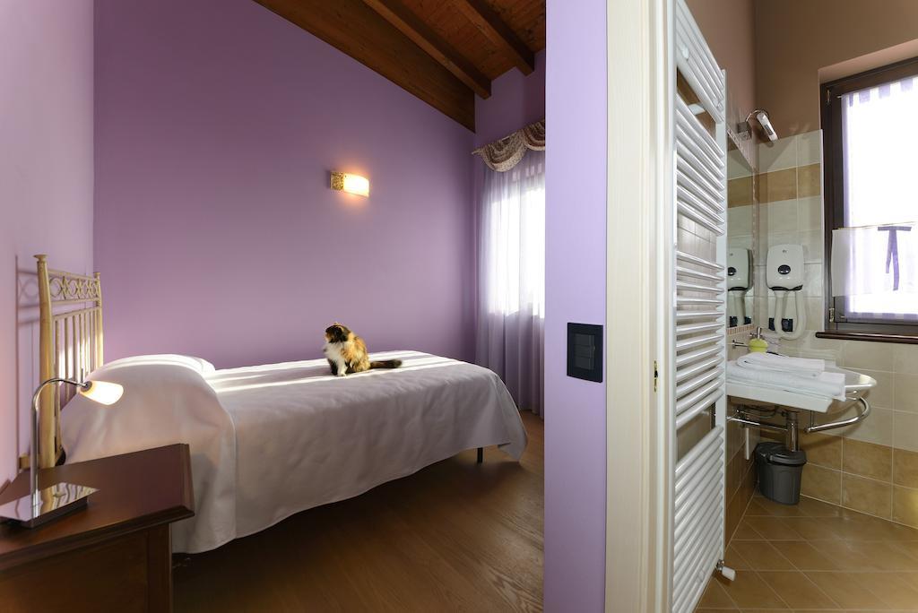 Agriturismo Bacche Di Bosco Verona Room photo